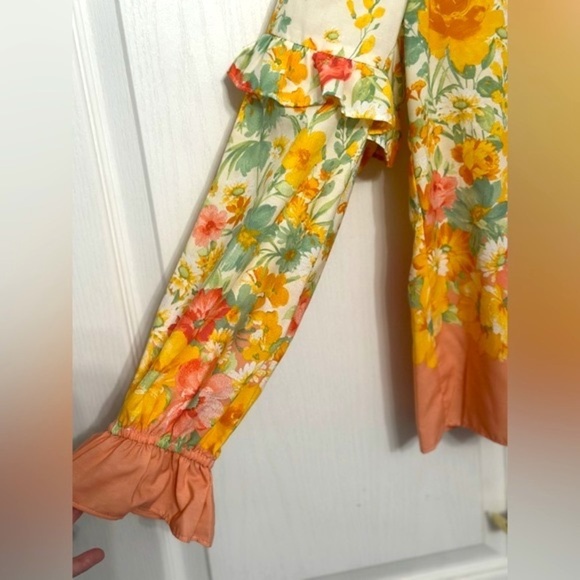 Fate Women's Whimsical Floral Print Ruffled Blouse Size Small Yellow Peach Cream - Picture 6 of 9